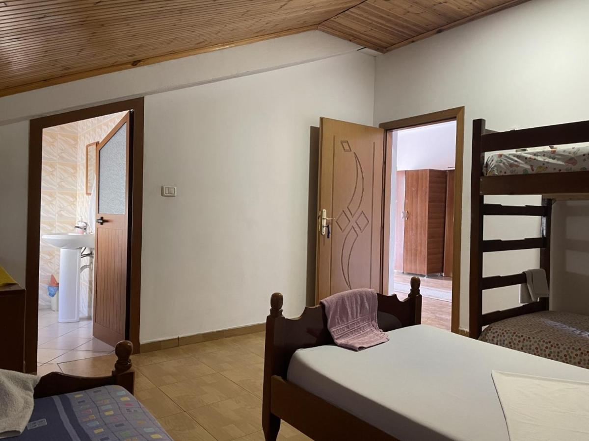 Happy Corner Guest House Shkodër Eksteriør bilde