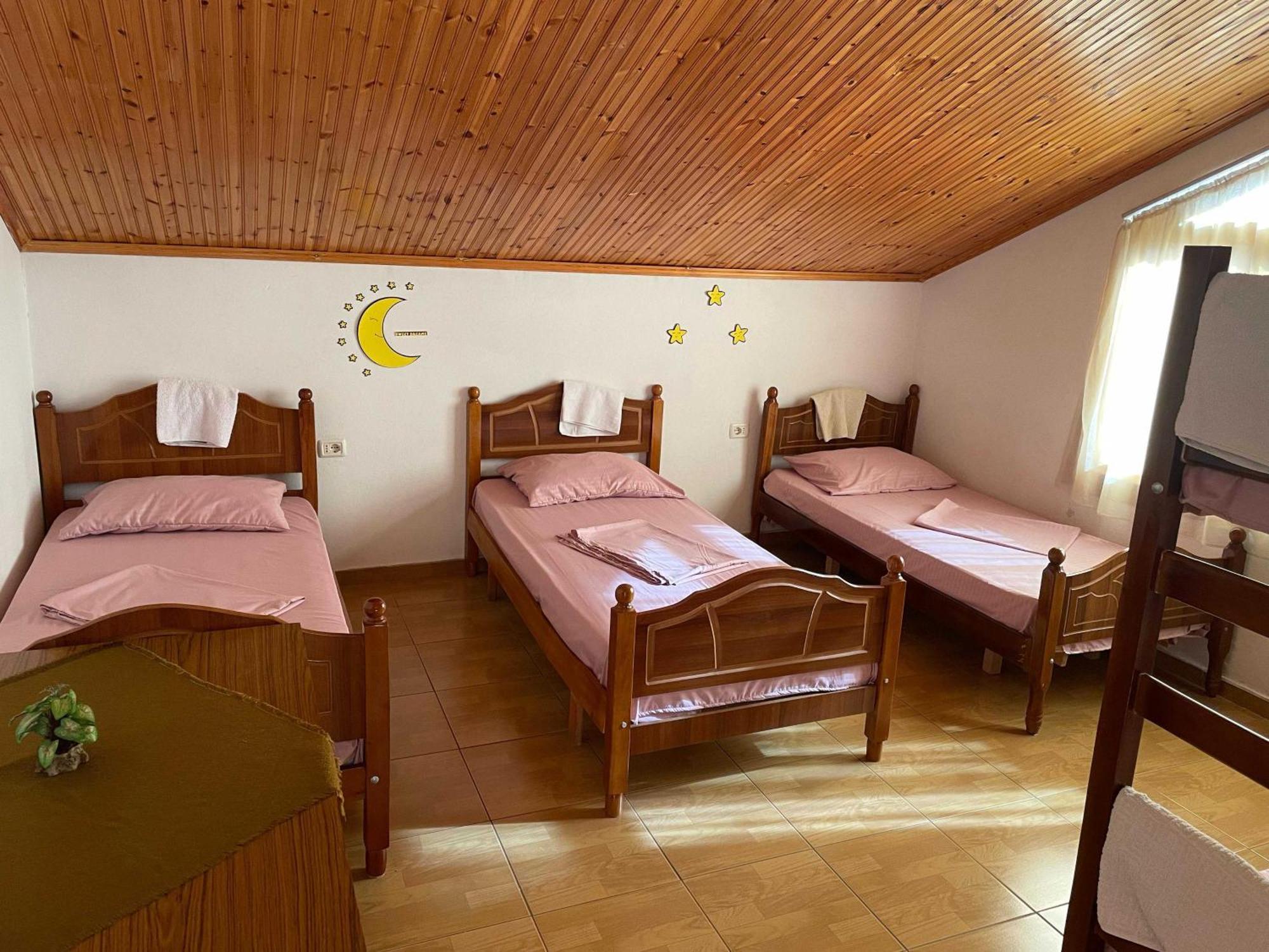 Happy Corner Guest House Shkodër Eksteriør bilde