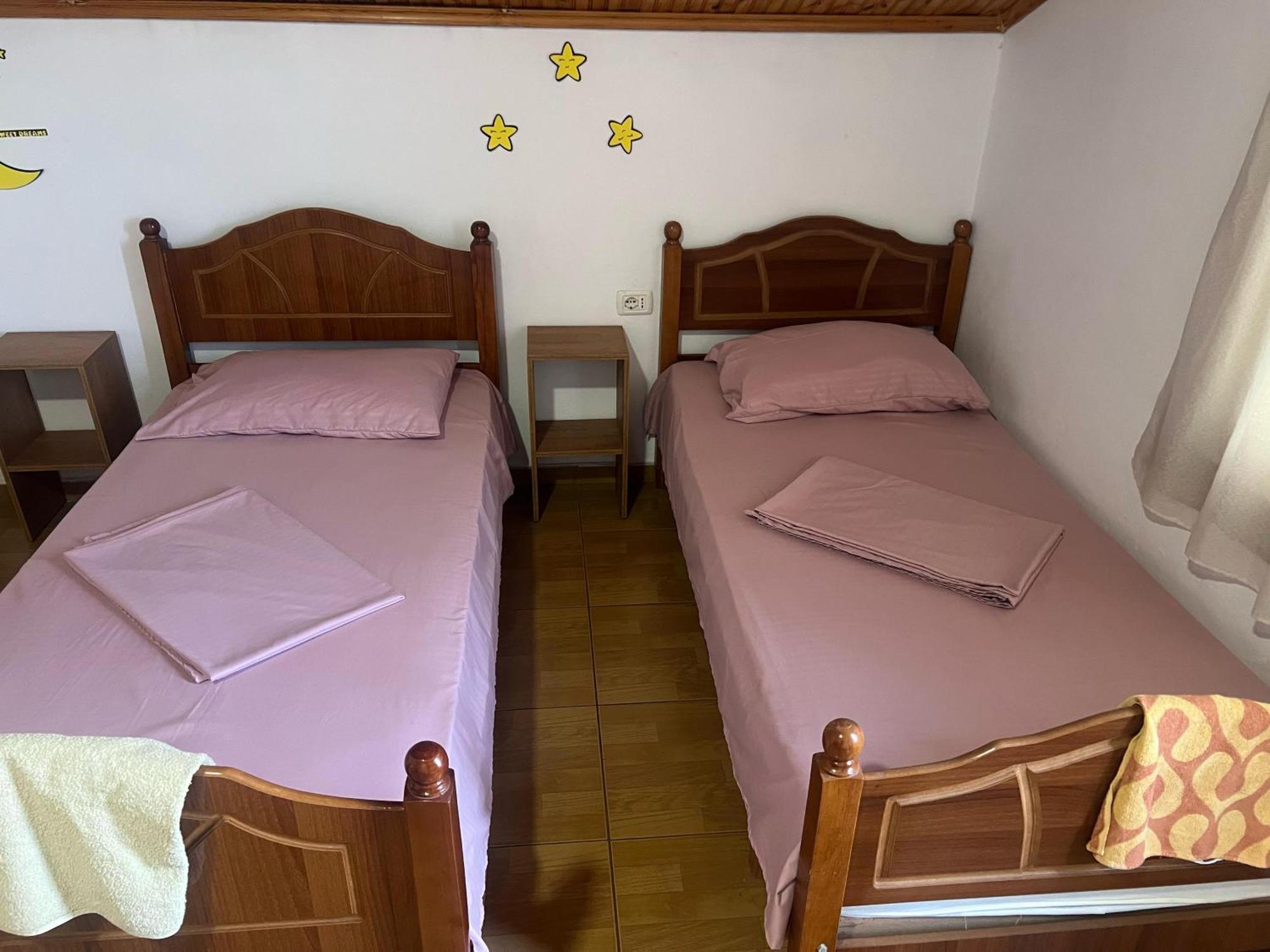 Happy Corner Guest House Shkodër Eksteriør bilde